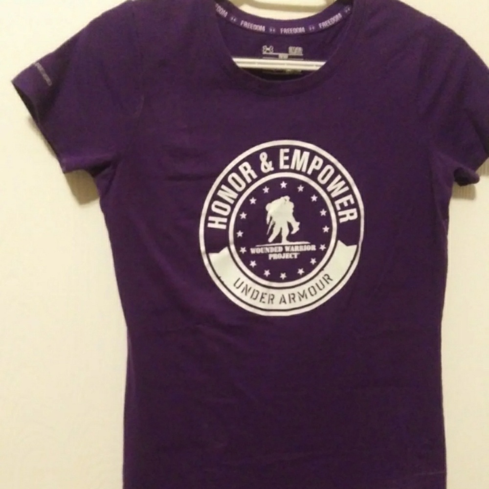 Under armour women's top